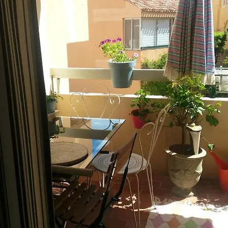 Apartman Studio A A 300 M De La Plage Avec Terrasse Amenagee Bandol